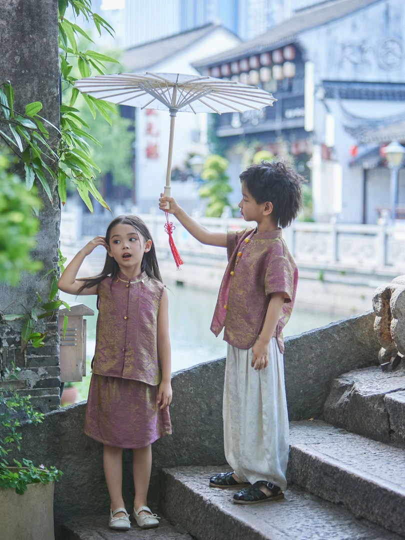 【琨萱】“紫霞” 2025女童新款国风中式花萝工艺金丝套装 SS66T140