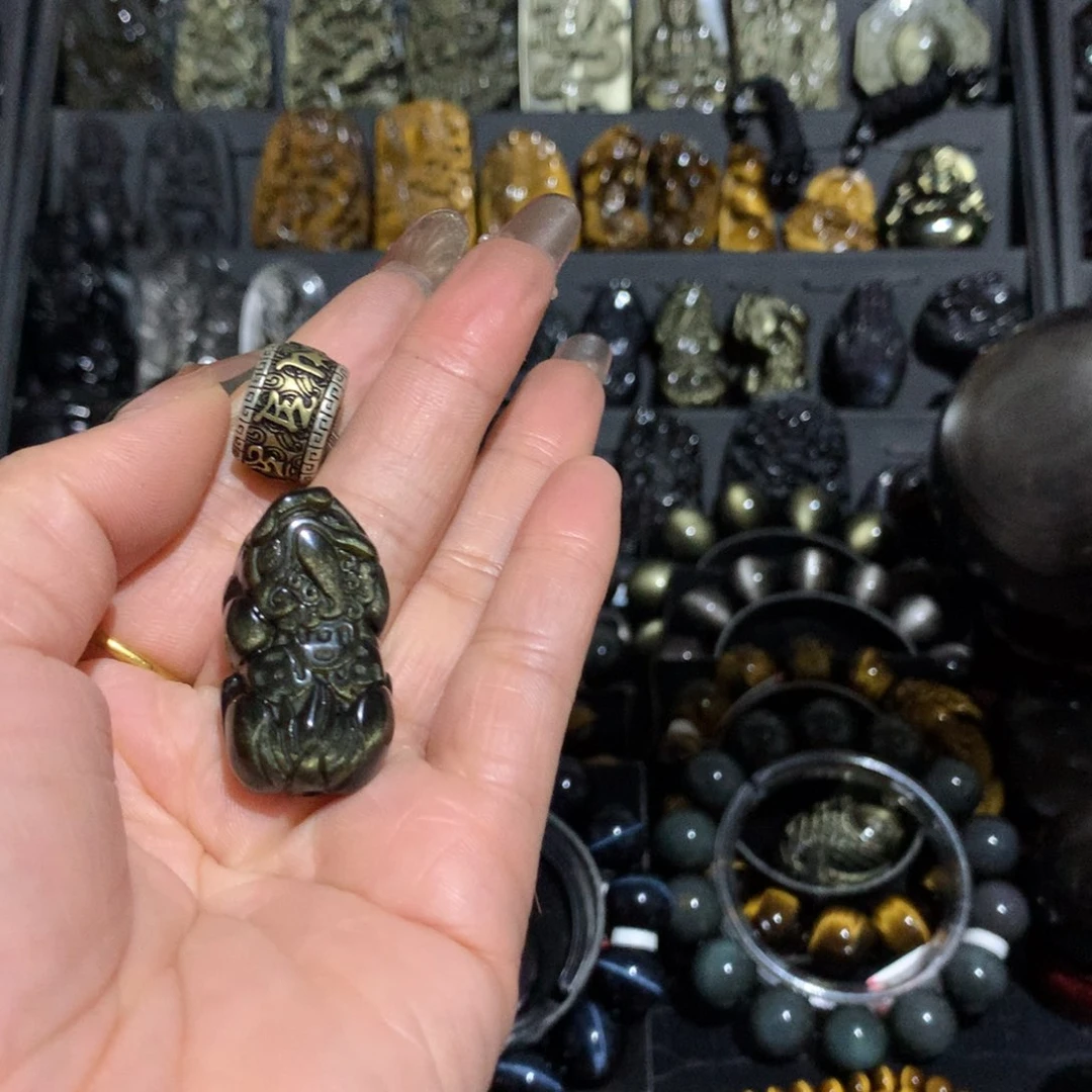 未镶嵌黑曜岩手链跨*