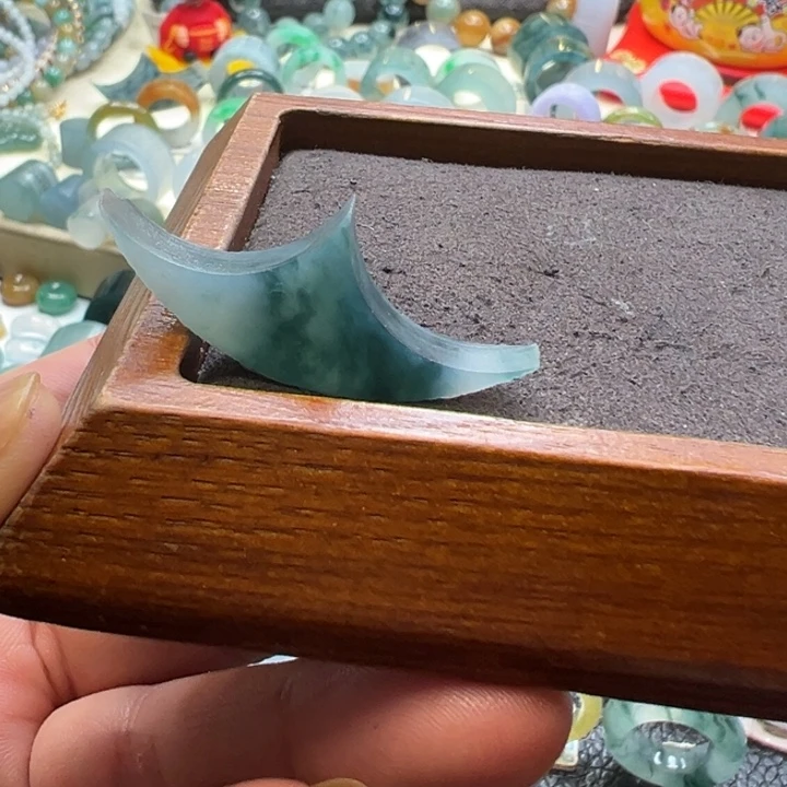 定制翡翠未镶嵌边角福利
