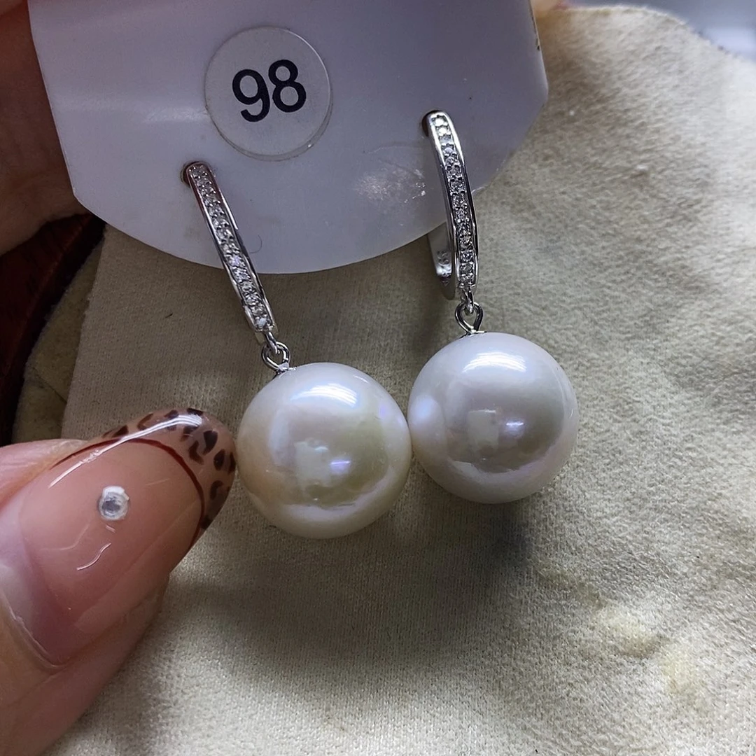 耳饰未镶嵌淡水珍珠