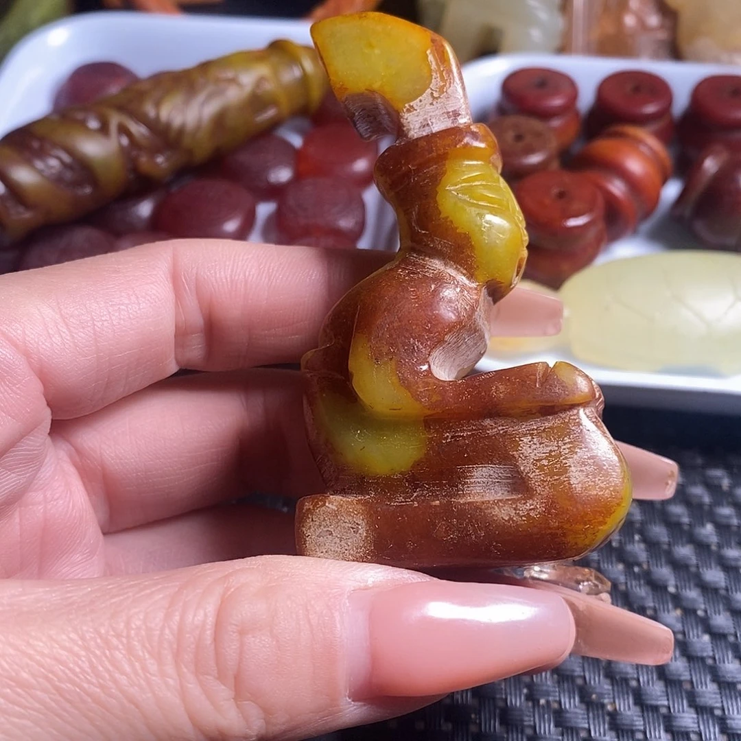 岫玉未镶嵌珠宝奇石