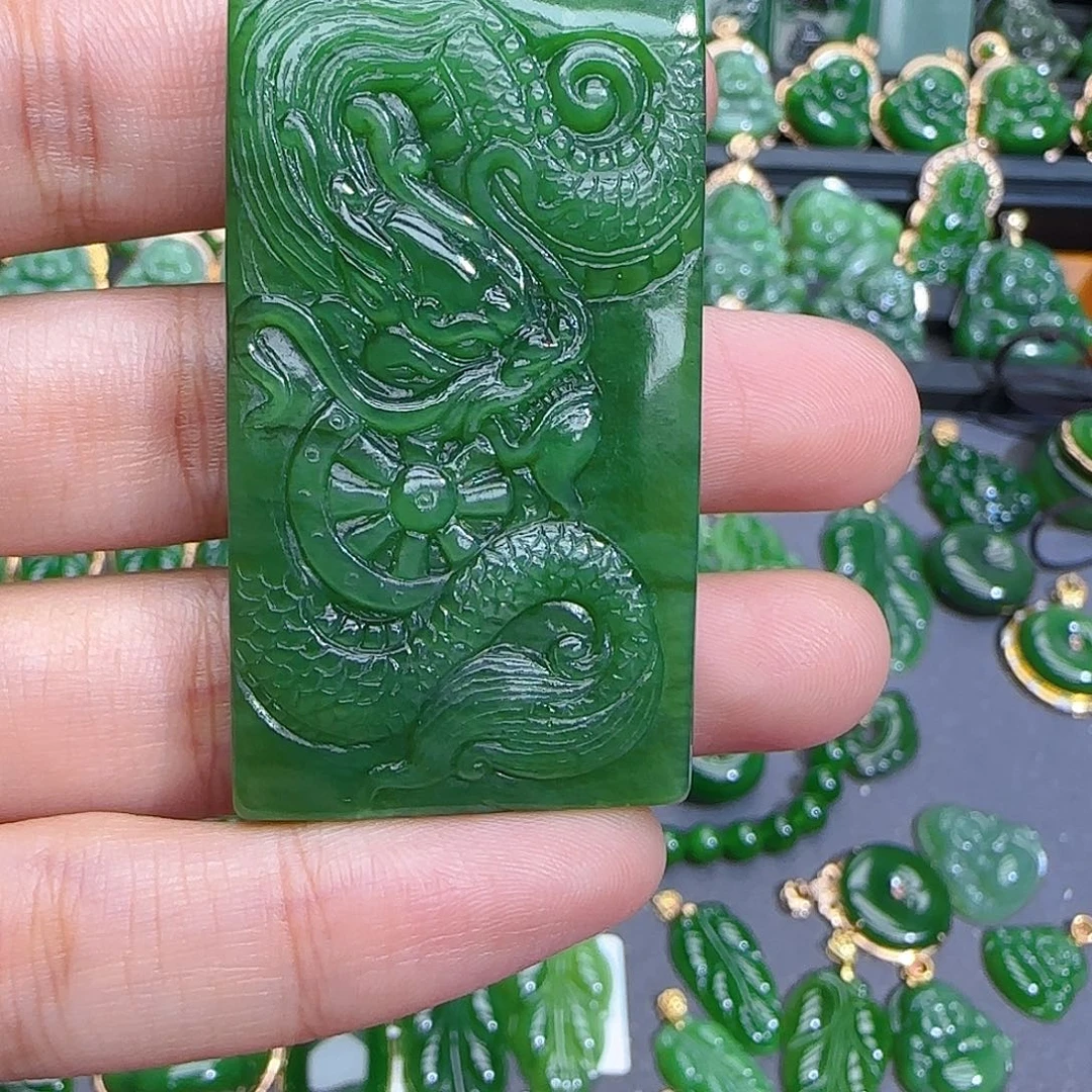 和田玉（碧玉）未镶嵌颈饰