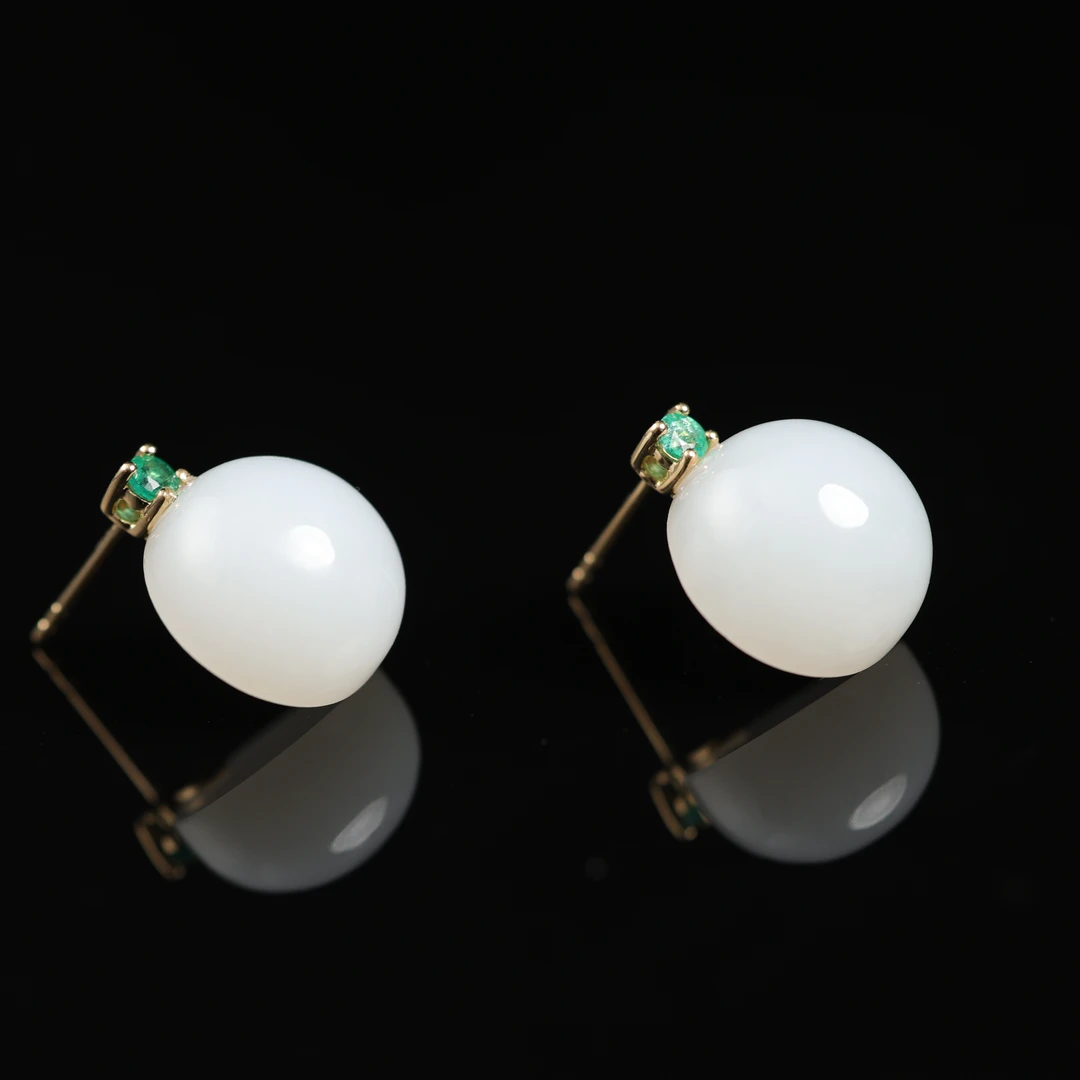 本真 | 情关 | 严选精品高白和田玉顶俄白玉13mm+半切耳饰