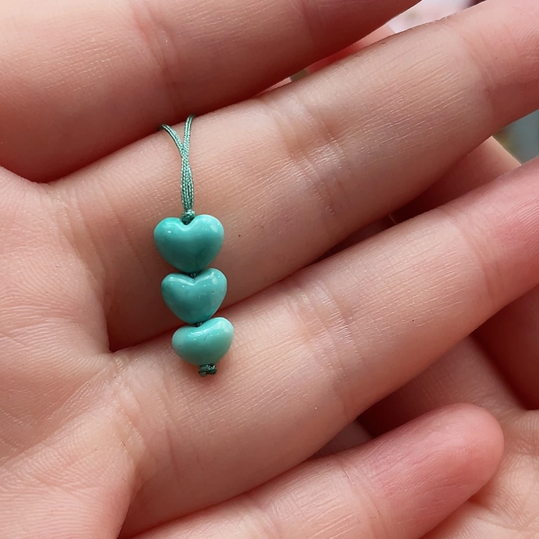 绿松石颈饰未镶嵌