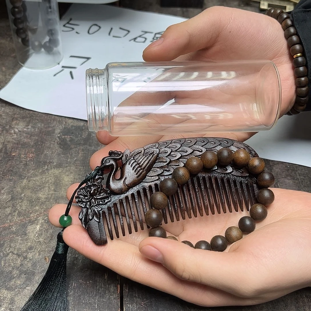 大叶紫檀（黑酸枝木类）