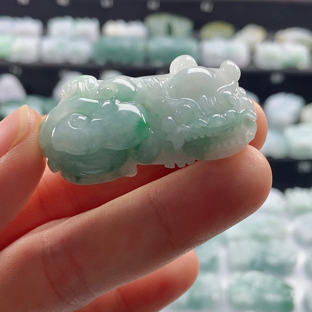 颈饰未镶嵌翡翠翡翠貔貅