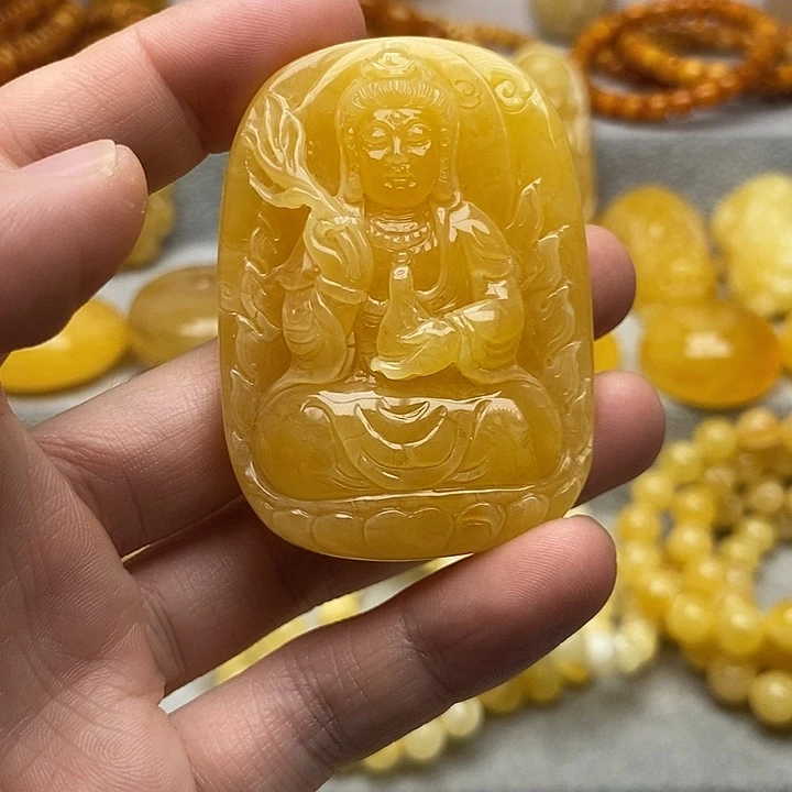 琥珀颈饰未镶嵌琥珀蜜蜡鸡油黄观音