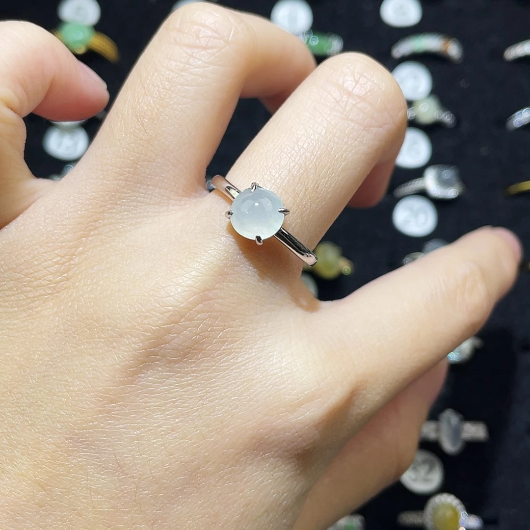 翡翠未镶嵌戒指戒指