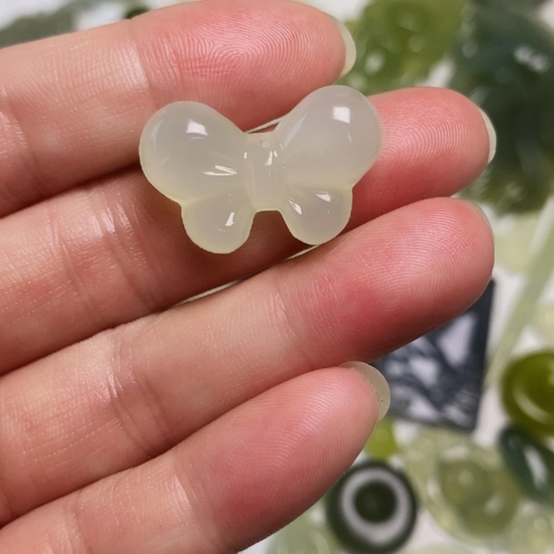 蛇纹石玉合金颈饰