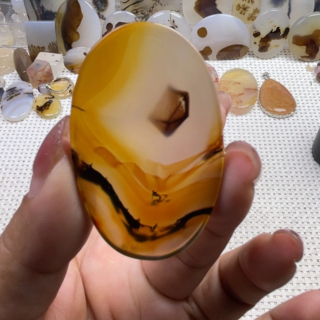 玛瑙/玉髓未镶嵌颈饰
