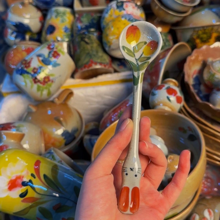 瓷片手工手绘陶瓷会细微不一样