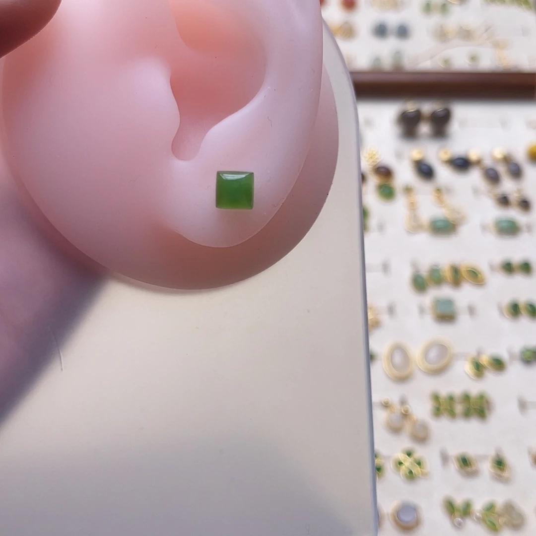 银S925镶嵌和田玉耳饰