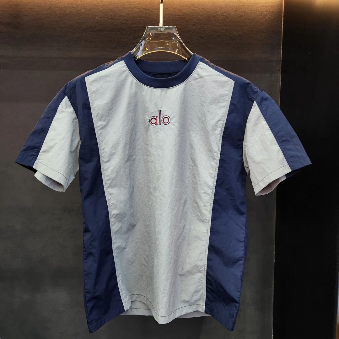 1号链接 圆领T恤和短裤