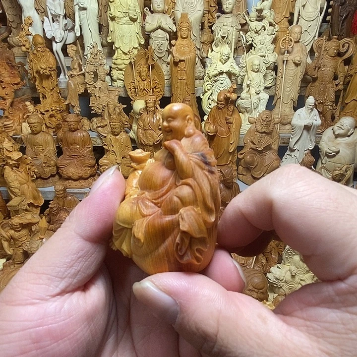 柏木（崖柏）弥勒佛