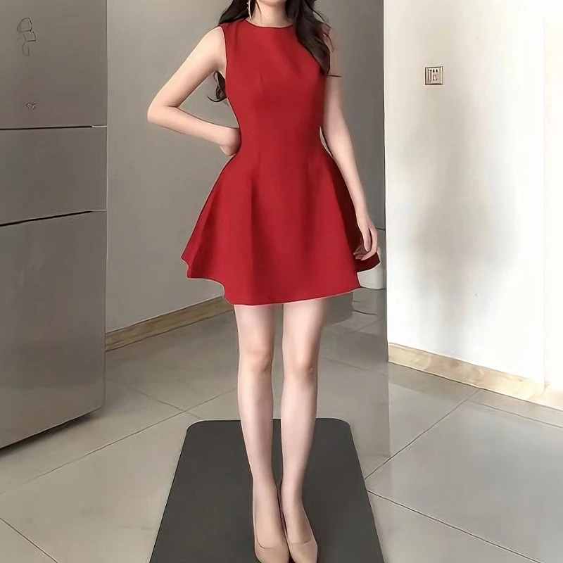 法式气质红色无袖背心连衣裙女2025年夏季新款高级感显白显瘦短裙