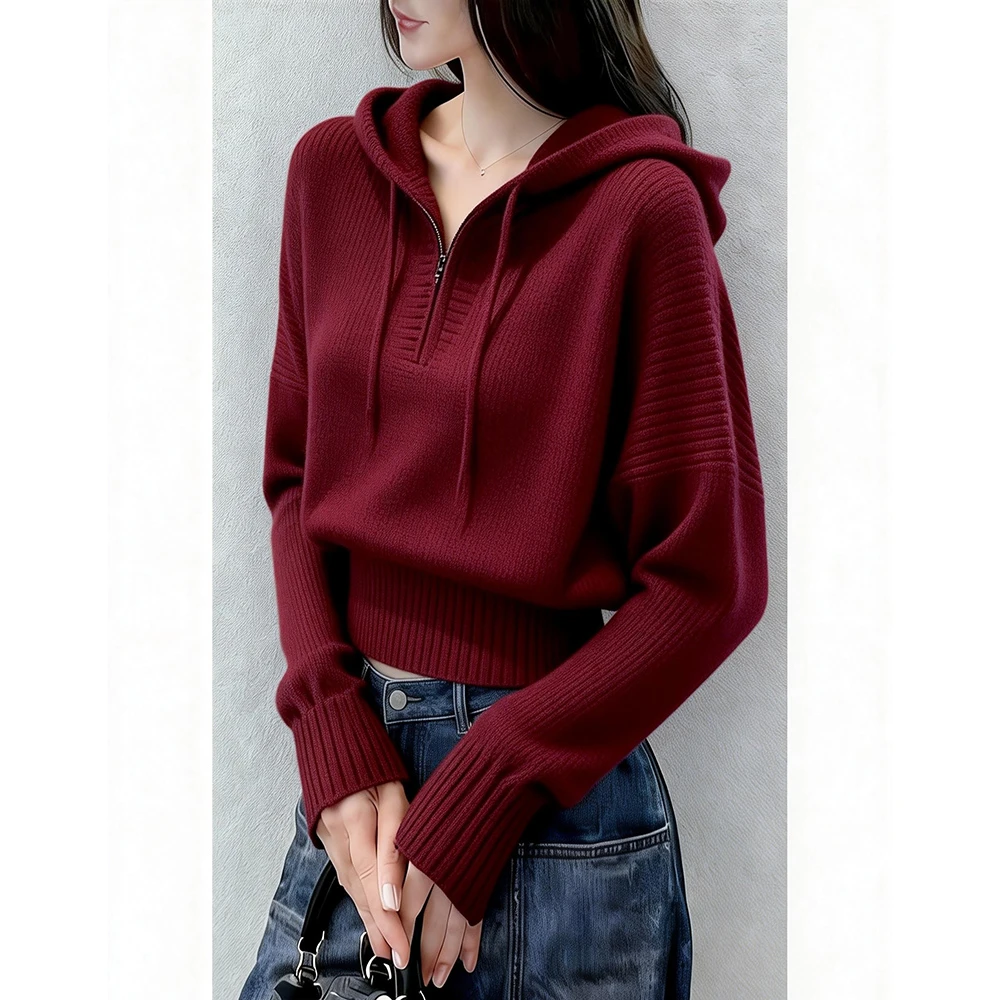 老钱风连帽半拉链酒红色针织衫女2025秋冬款麻花纹时尚设计感毛衣