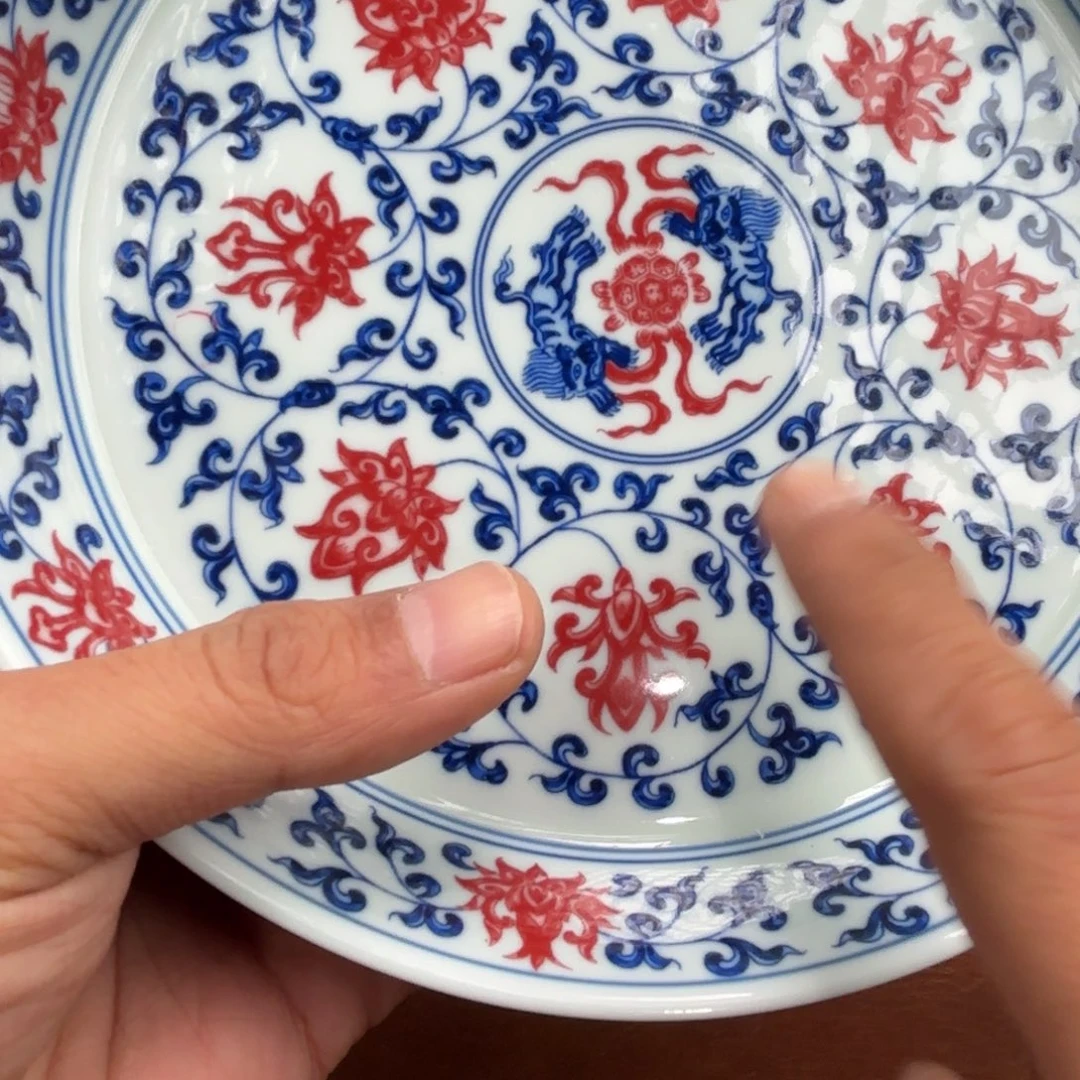 陶摆件微瑕釉里红缠枝莲壶承景德镇发货