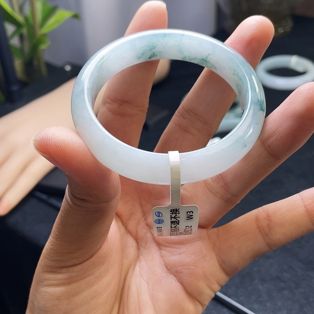 翡翠未镶嵌手镯52正圈4