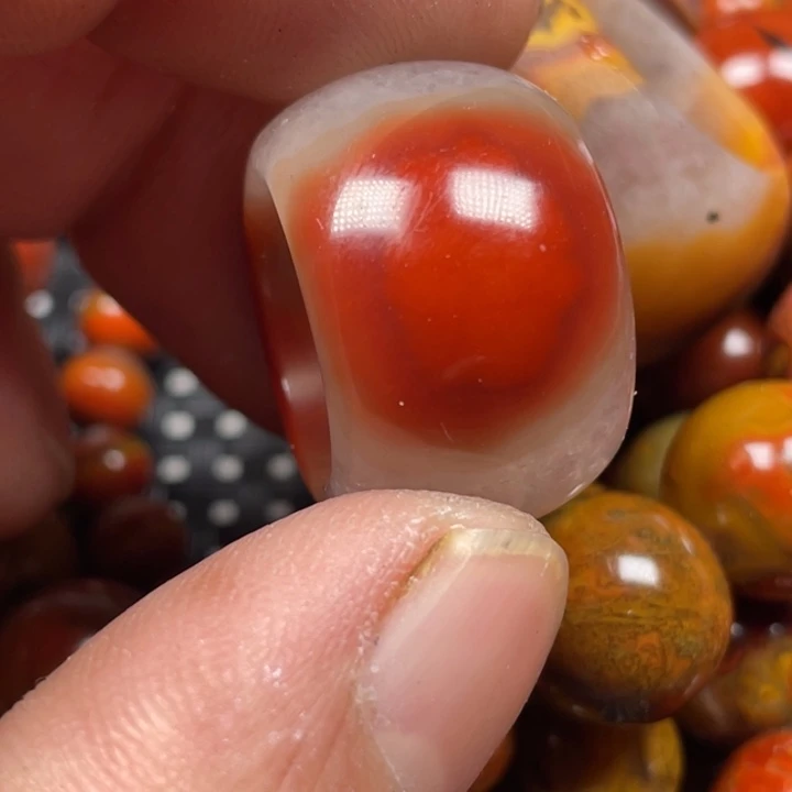 玛瑙/玉髓颈饰未镶嵌止***路