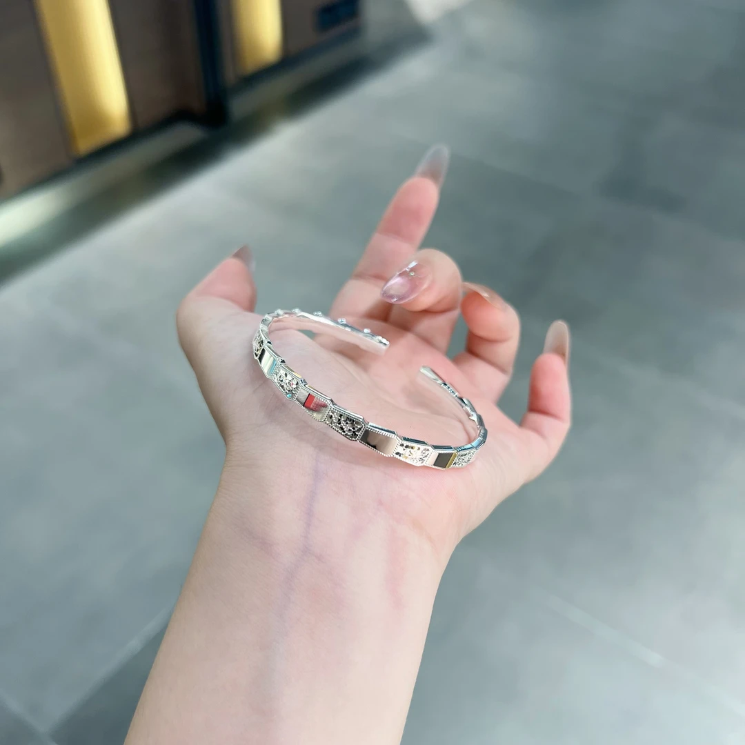 足银手镯 足银999.9蛇形CNC爆闪开口手镯亮面精致轻奢送女友礼物
