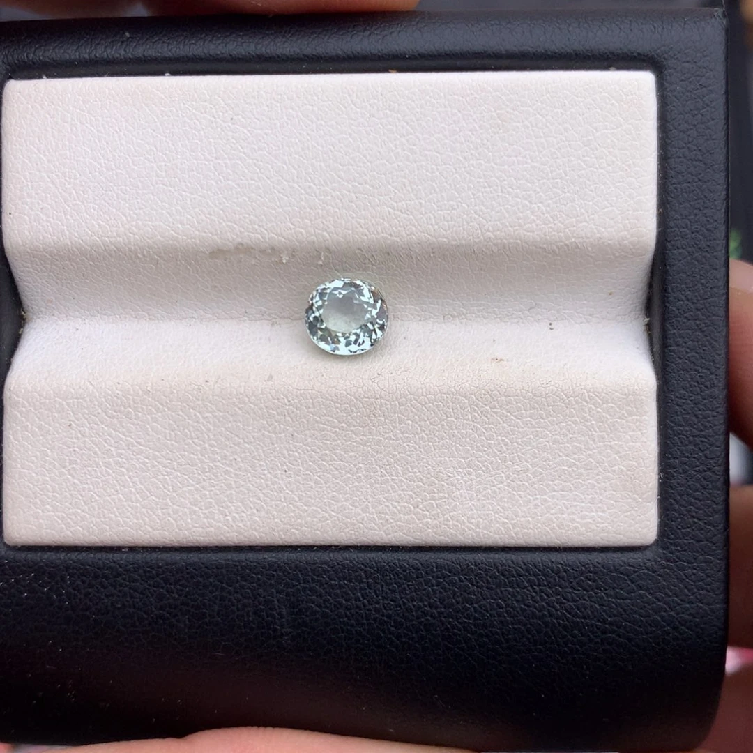 珠宝半成品碧玺未镶嵌1.17克拉