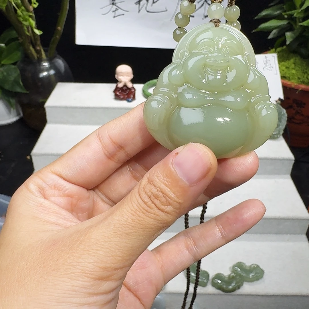 森***$和田玉未镶嵌颈饰