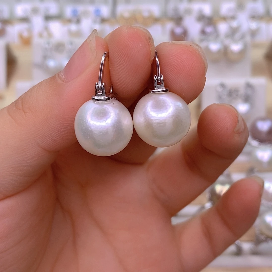 颈饰未镶嵌淡水珍珠