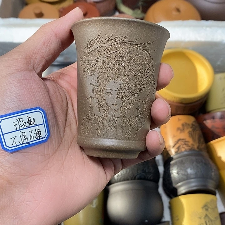 瑕疵不退不换介意勿拍