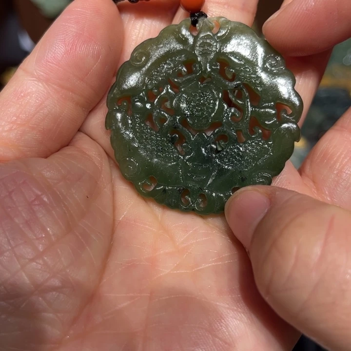 岫玉未镶嵌毛衣链