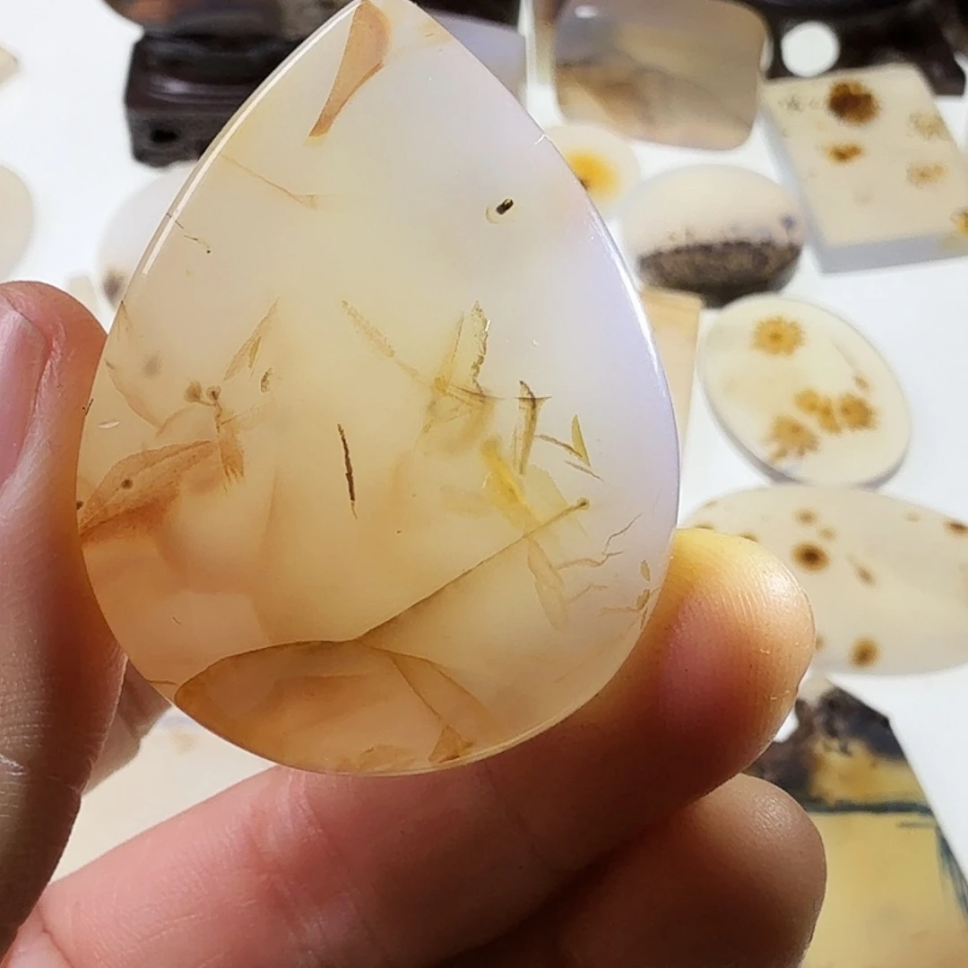 玛瑙/玉髓未镶嵌珠宝半成品