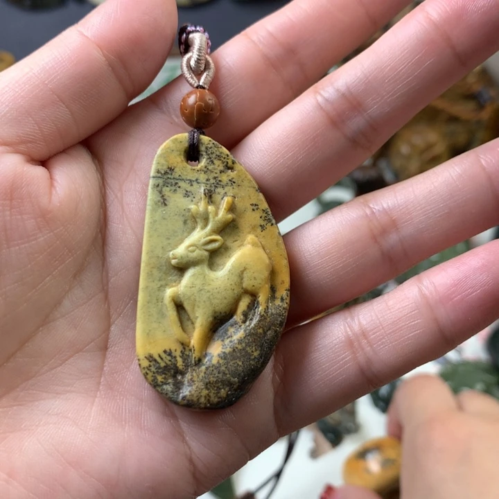 岫岩河磨玉（透闪石质玉）挂件未镶嵌