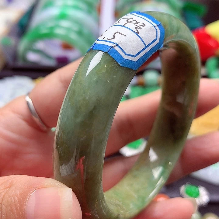 未镶嵌手镯翡翠翡翠