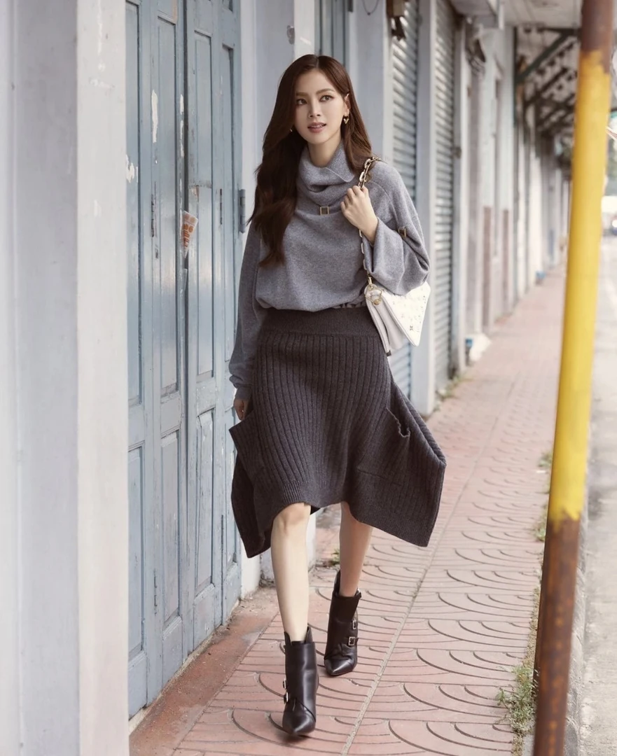 95新 LouisVuitton/路易威登  qq612 山羊绒 不规则条纹半裙 S码