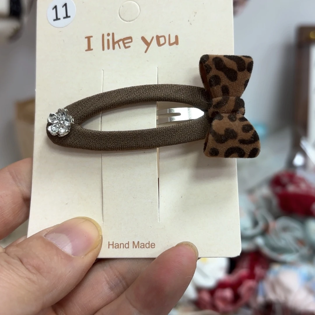 布艺非金属夹子款