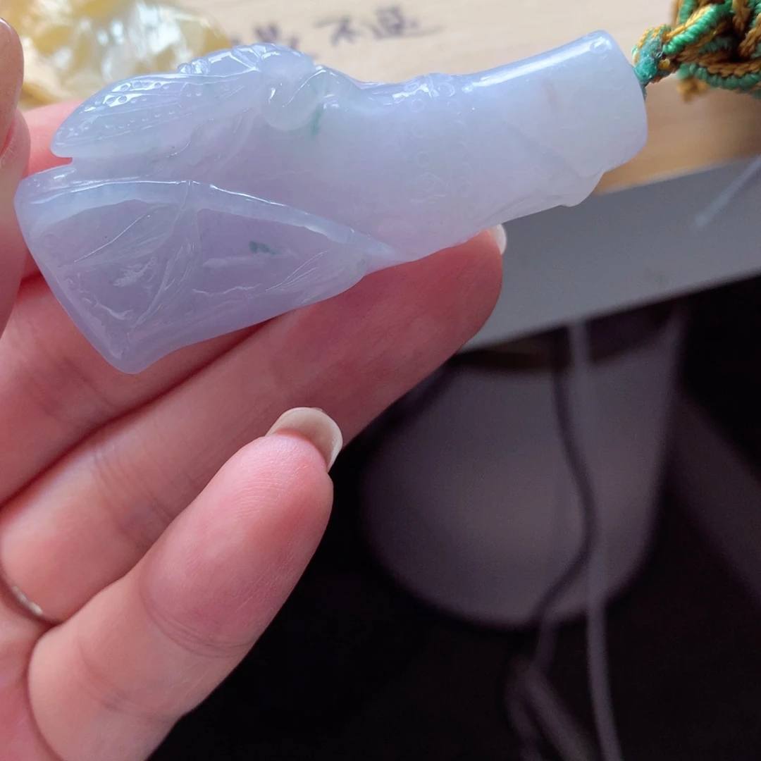 翡翠未镶嵌颈饰吊坠