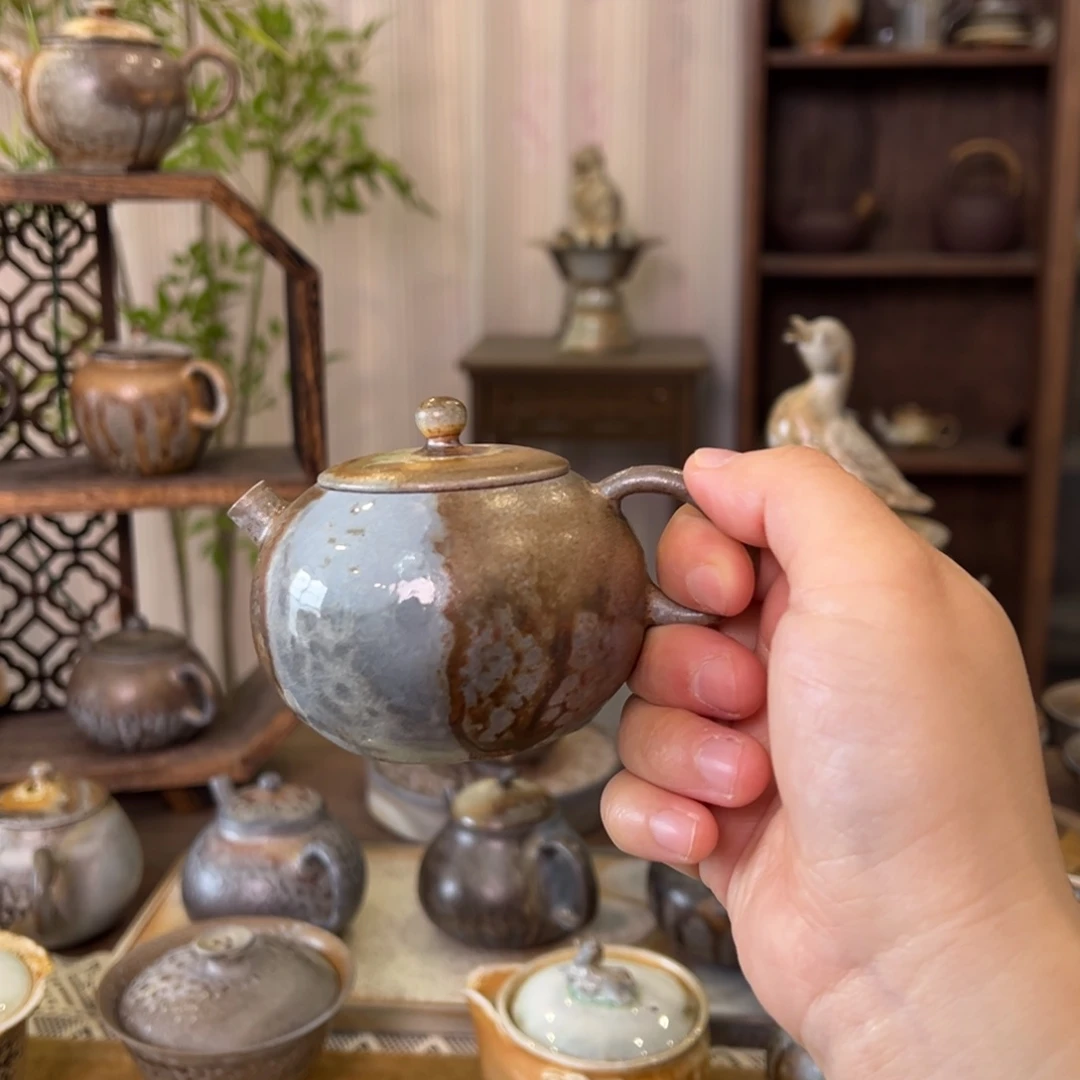 38中白精品西施壶