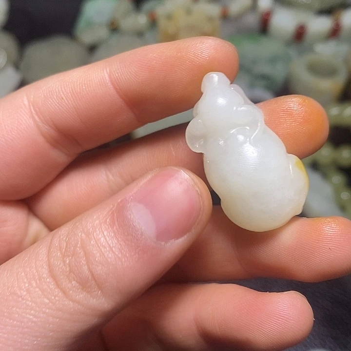 和田玉（子料）未镶嵌颈饰