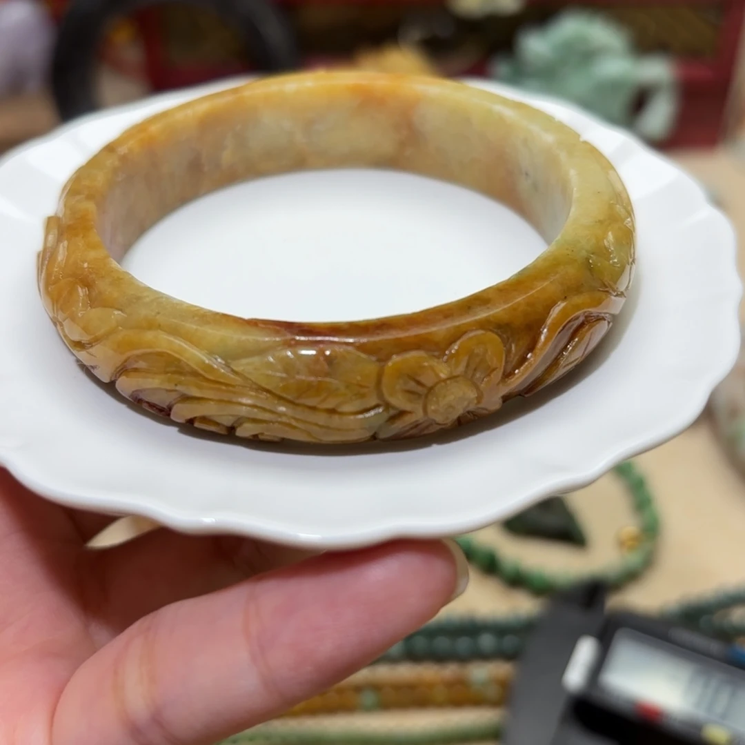 翡翠手镯未镶嵌大马砍鸳鸯翡翠手镯