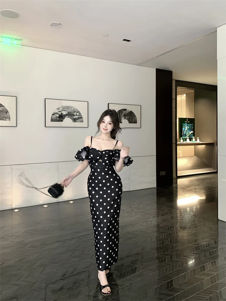 法式优雅复古性感黑白波点一字肩抹胸包臀裙春季新款生日礼服长裙