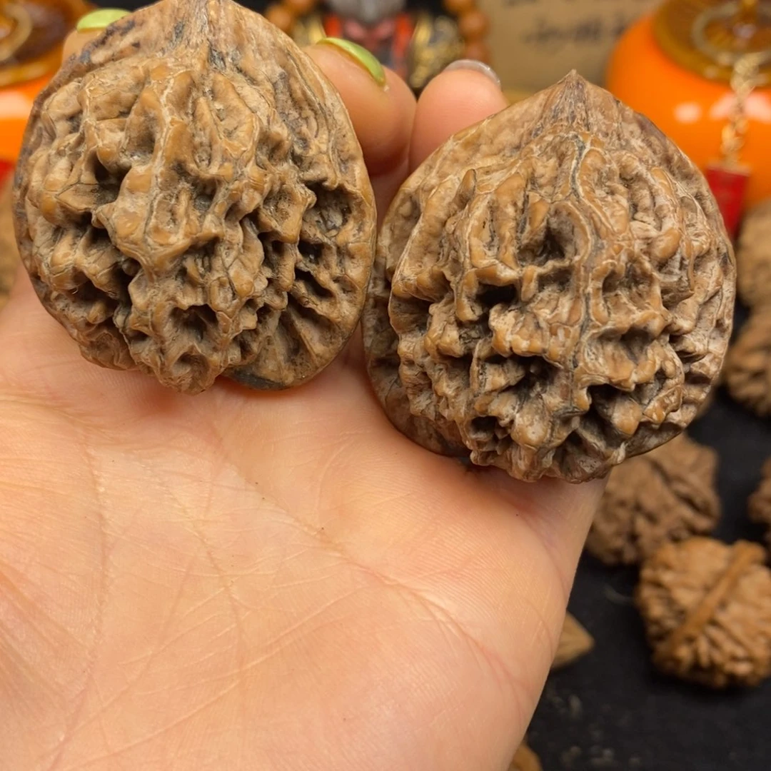客*秦岭南路口附近的房子