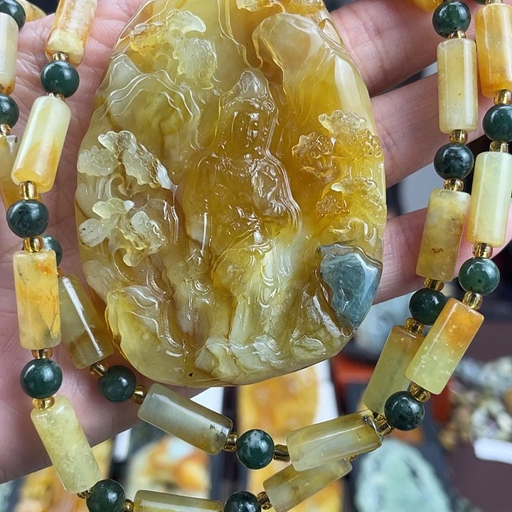 未镶嵌蛇纹石玉颈饰