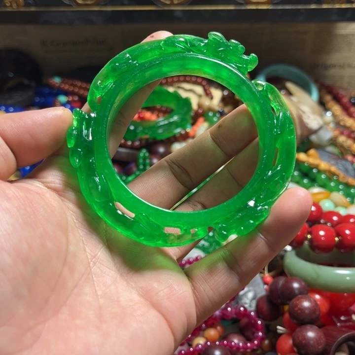 鹏***哥瓷片瓷器艺术品收藏者