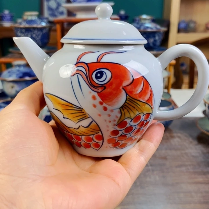 瓷片手工制作工艺精湛等