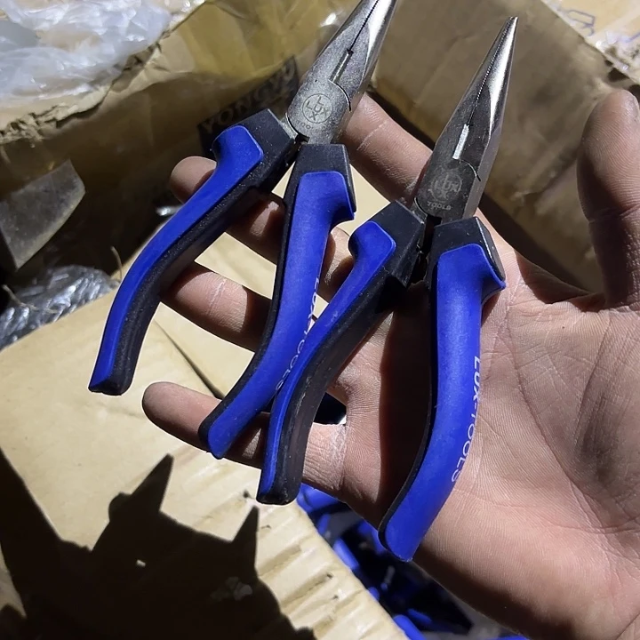 乐视德尖嘴钳两把有缝隙