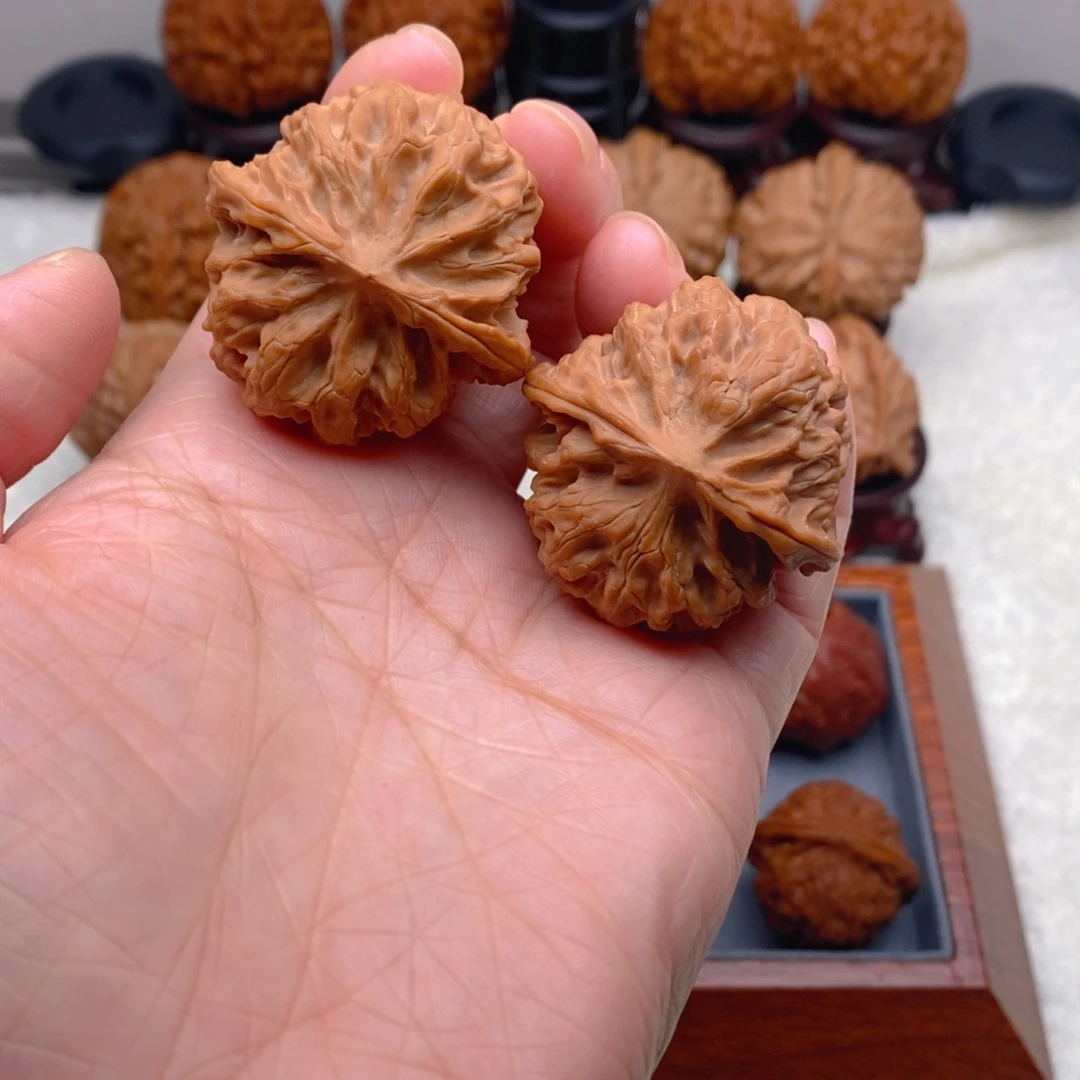 文玩核桃吊坠38尺全品苹果园