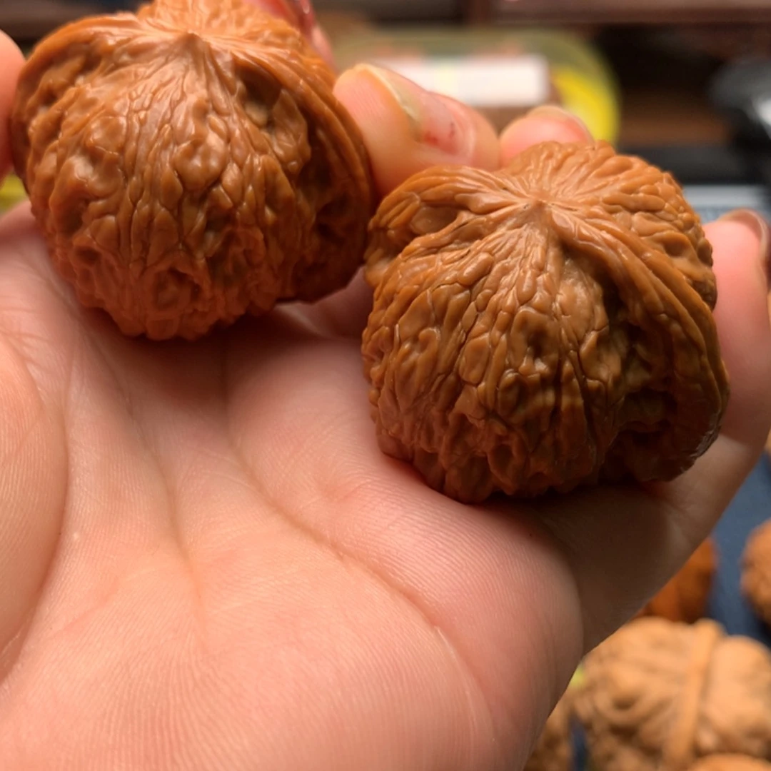 【闪购商品】文玩核桃把件唱****答磨盘39