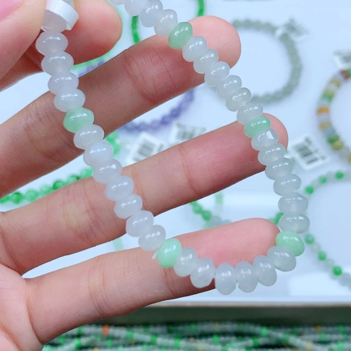 未镶嵌手链翡翠翡翠