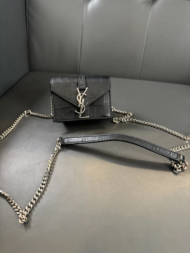 99新 YSL/圣罗兰 圣罗兰黑银压纹斜挎包(小包)