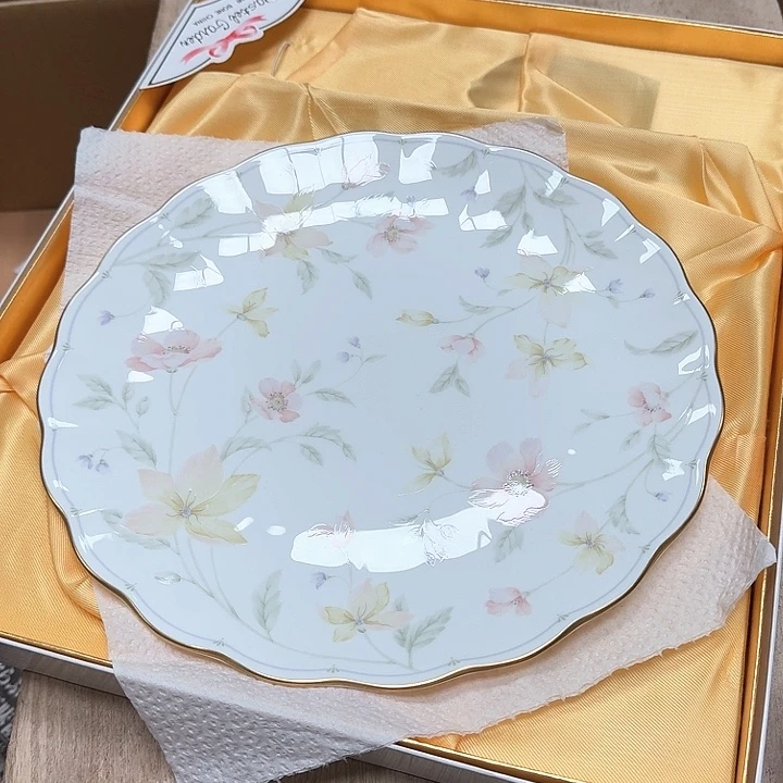 瓷片噗哈哈哈哈哈哈哈哈哈