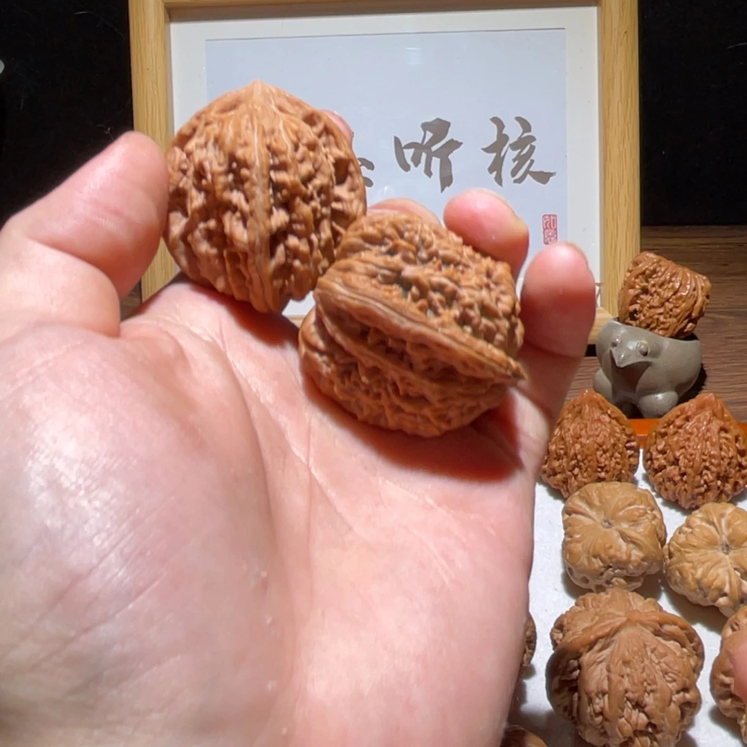 把件文玩核桃40全品鸡心楼